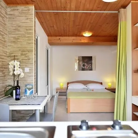 Studio Apartments 4 Two Bol Exterior foto