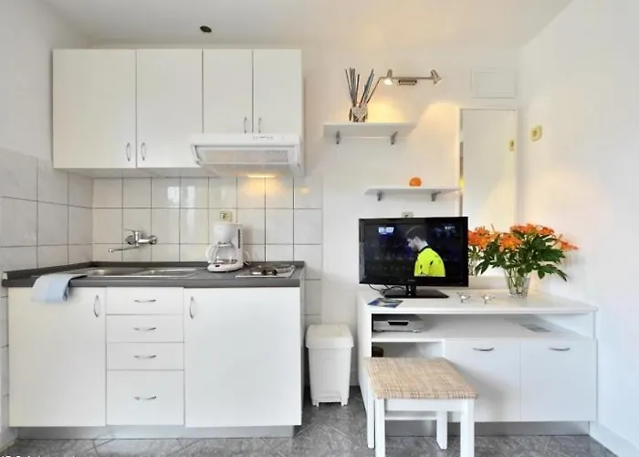 Studio Apartments 4 Two