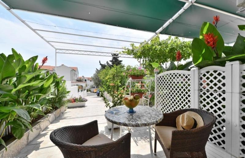 Studio 4 Two Apartment Bol