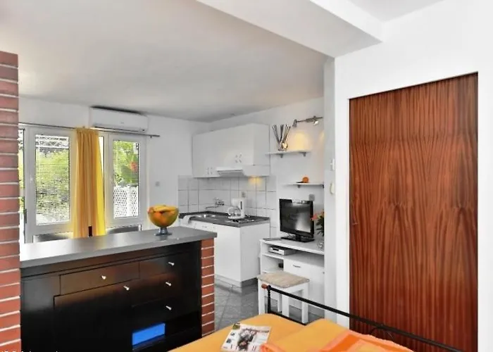 Studio Apartments 4 Two